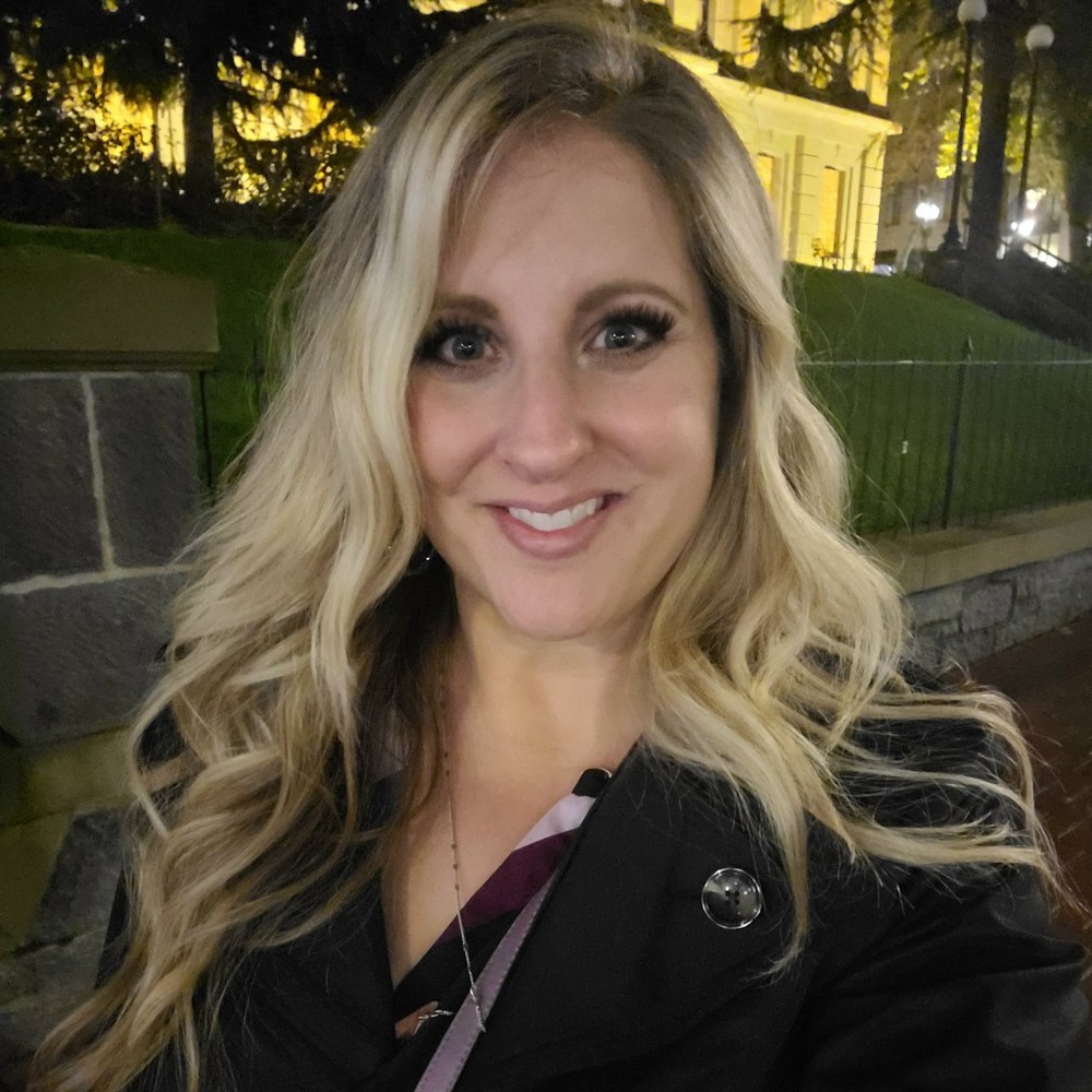 Meet your Posher, Jes